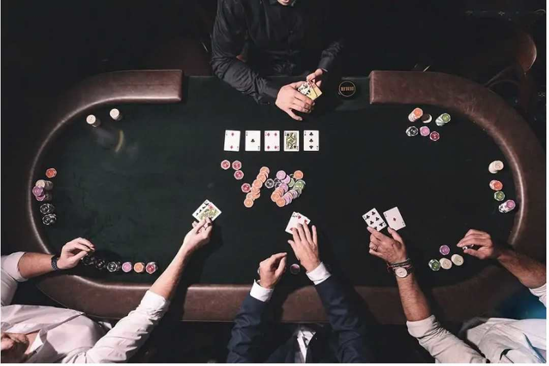Chơi Poker