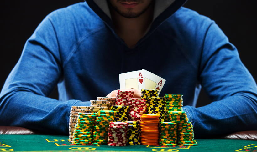 Chơi Poker