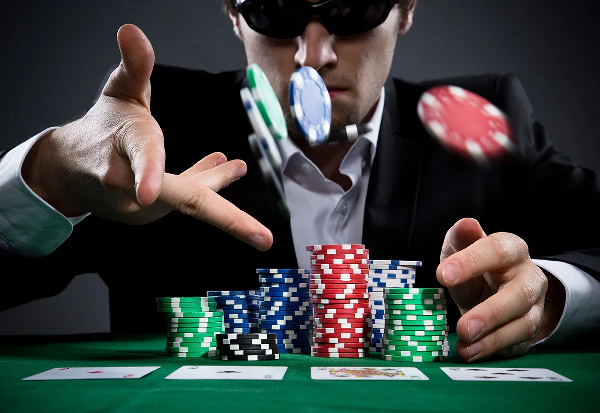 Chơi Poker